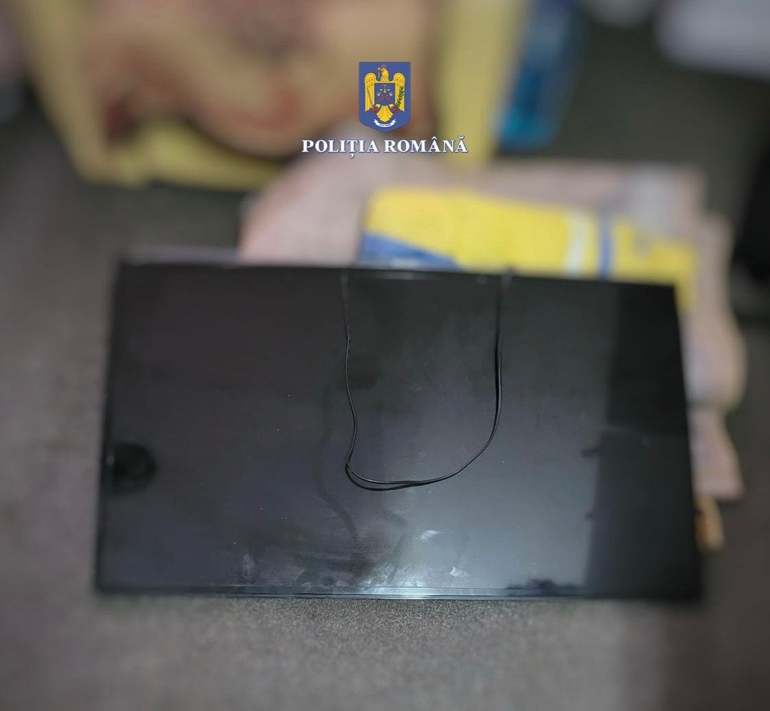 Percheziții la o rețea de PROFANATORI DE MORMINTE Percheziții la o rețea de PROFANATORI DE MORMINTE