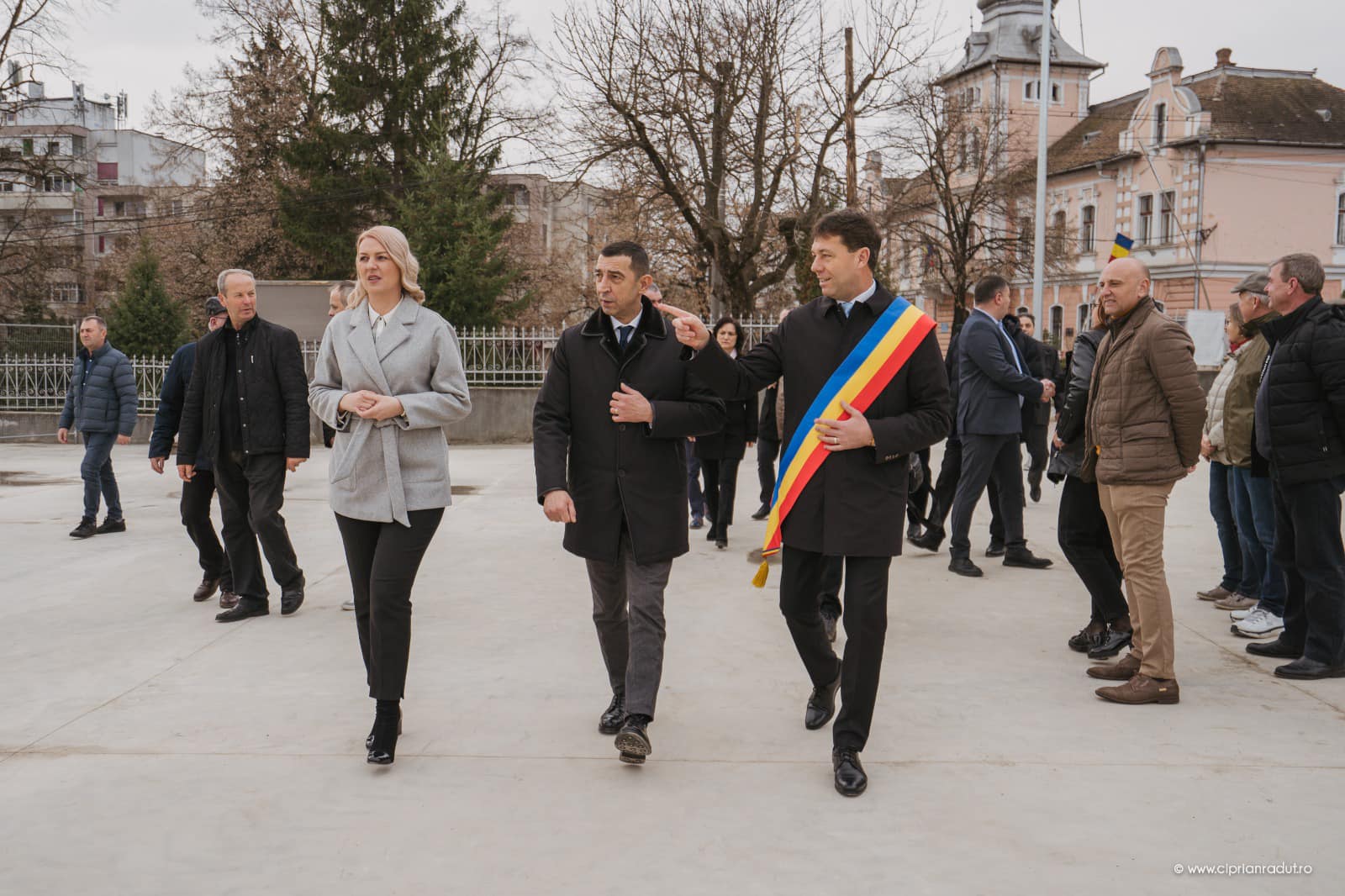 Prefectul de Mureș, prezent la recepția școlii din Târnăveni Prefectul de Mureș, prezent la recepția școlii din Târnăveni