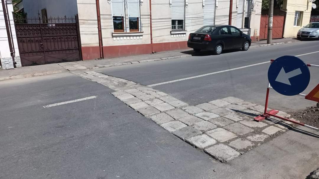 Aoleoooo, Dorel s-a mutat la Târnăveni Aoleoooo, Dorel s-a mutat la Târnăveni