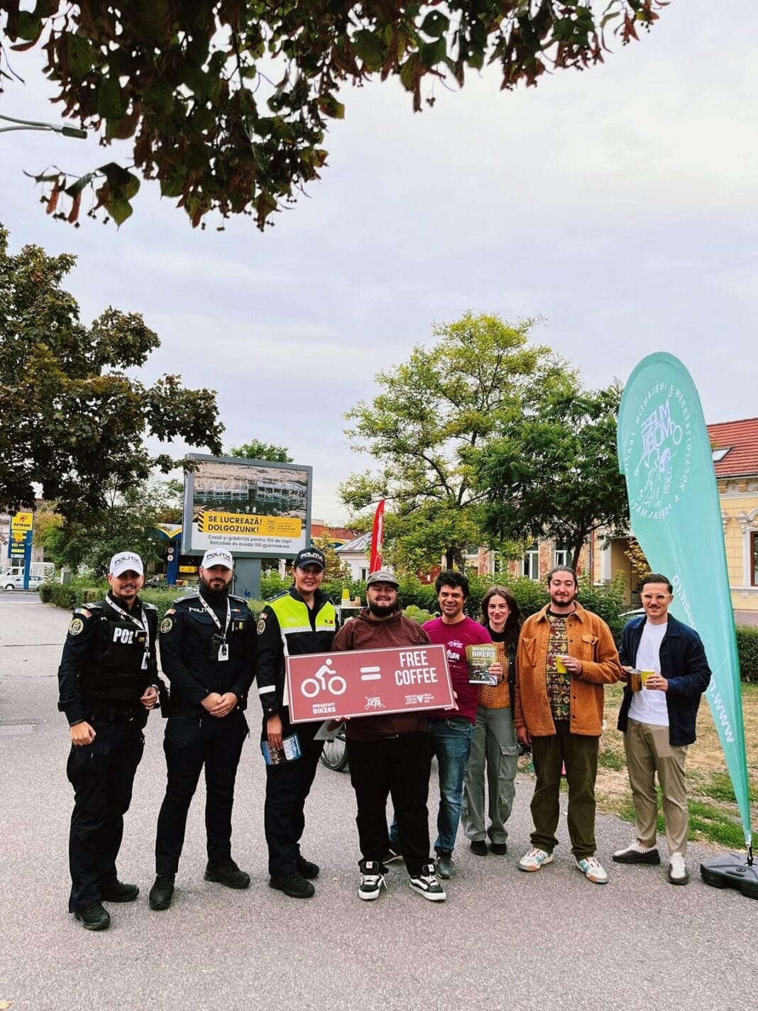 Politistii mureseni, alaturi de biciclisti Politistii mureseni, alaturi de biciclisti