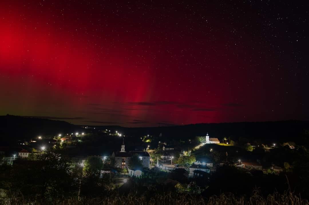 Cerul a fost sângeriu la Sânger Cerul a fost sângeriu la Sânger