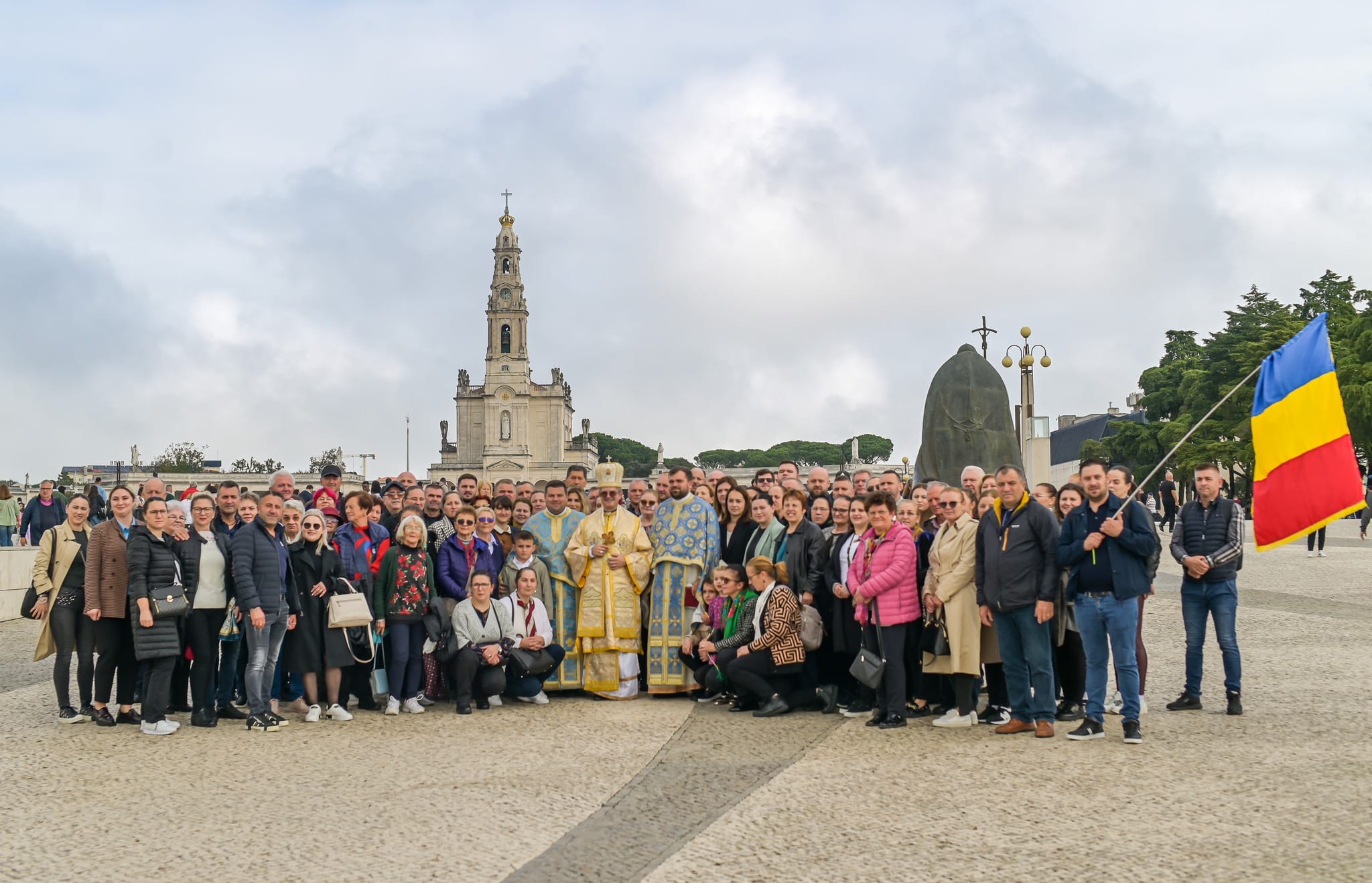 Credincioși greco-catolici români în pelerinaj la Fatima Credincioși greco-catolici români în pelerinaj la Fatima