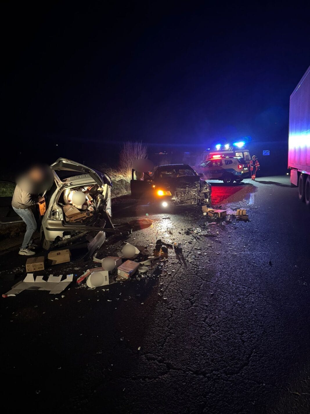 Accident în Hetiur, pe DN13 E60 Accident în Hetiur, pe DN13 E60