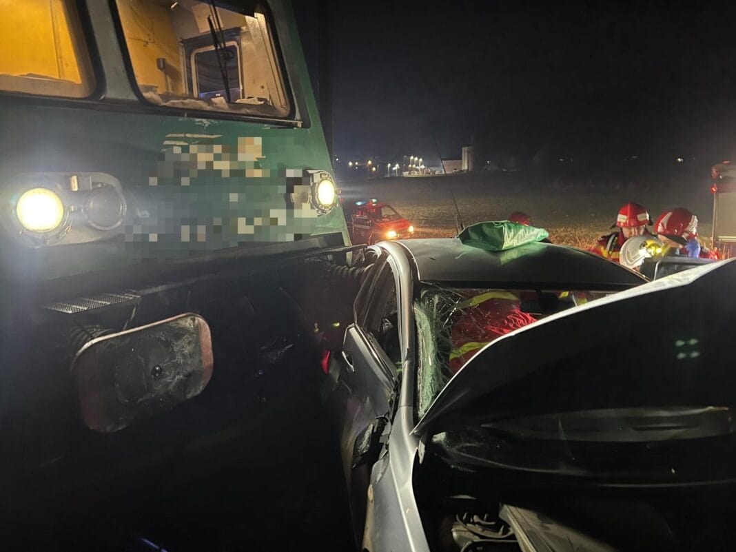 Accident feroviar produs în localitatea Coroisânmărtin Accident feroviar produs în localitatea Coroisânmărtin