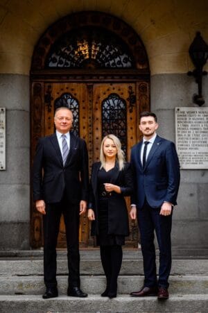 PSD și PNL trădează iarăși electoratul român și susțin UDMR în Consiliul Județean Mureș! PSD și PNL trădează iarăși electoratul român și susțin UDMR în Consiliul Județean Mureș!