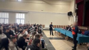 Prevenirea consumului de droguri – subiect de dezbatere în Zau de Câmpie, Valea Largă, Tăureni sau Sânger Prevenirea consumului de droguri – subiect de dezbatere în Zau de Câmpie, Valea Largă, Tăureni sau Sânger