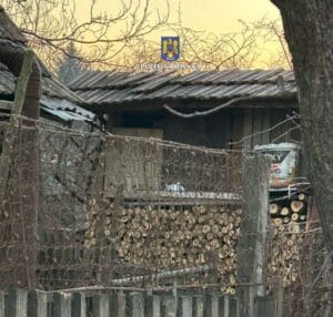 20 DE PERCHEZIȚII LA PERSOANE BĂNUITE DE TĂIERE ILEGALĂ ȘI FURT DE MATERIAL LEMNOS 20 DE PERCHEZIȚII LA PERSOANE BĂNUITE DE TĂIERE ILEGALĂ ȘI FURT DE MATERIAL LEMNOS
