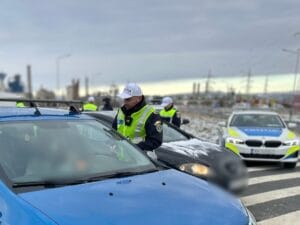 ACȚIUNE PREVENTIV-REACTIVĂ ÎN TRAFIC, DE LA PRIMELE ORE ALE DIMINEȚII ACȚIUNE PREVENTIV-REACTIVĂ ÎN TRAFIC, DE LA PRIMELE ORE ALE DIMINEȚII