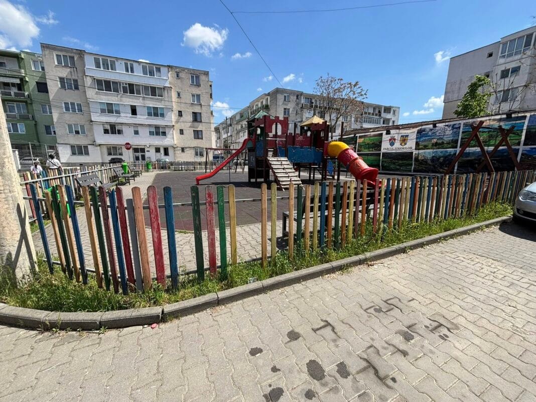 ‼️ Aleea Parcului din Luduș – o rușine urbană între nepăsare administrativă și nesimțire cetățenească! ‼️ ‼️ Aleea Parcului din Luduș – o rușine urbană între nepăsare administrativă și nesimțire cetățenească! ‼️