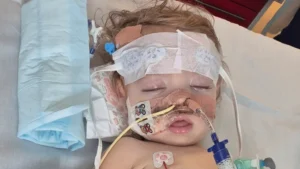 💔 Maria, fetița de 15 luni a unei familii de români din Scoția, luptă pentru viață. O simplă răceală i-a afectat inima 💔 Maria, fetița de 15 luni a unei familii de români din Scoția, luptă pentru viață. O simplă răceală i-a afectat inima