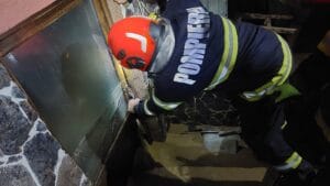 24 de ore de foc pentru pompierii mureșeni 24 de ore de foc pentru pompierii mureșeni