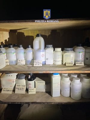 Percheziții la Luduș și Hădăreni: Substanțe toxice și tone de deșeuri descoperite de polițiști percheziții la luduș și hădăreni