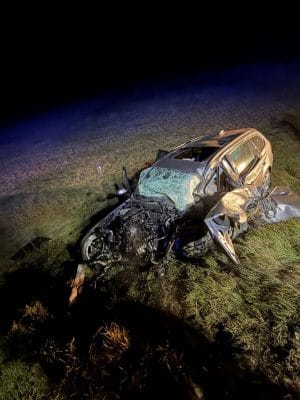 ACCIDENT GRAV ÎN ZORI, LA REGHIN! MAȘINĂ FĂCUTĂ PRAF, STÂLP DE ELECTRICITATE RUPT, DOUĂ PERSOANE RĂNITE ACCIDENT GRAV ÎN ZORI, LA REGHIN! MAȘINĂ FĂCUTĂ PRAF, STÂLP DE ELECTRICITATE RUPT, DOUĂ PERSOANE RĂNITE
