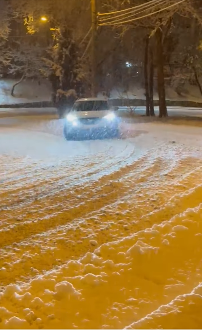 Zăpada de afară l-a făcut să se creadă Schumacher – drifturi prin Târgu Mureș