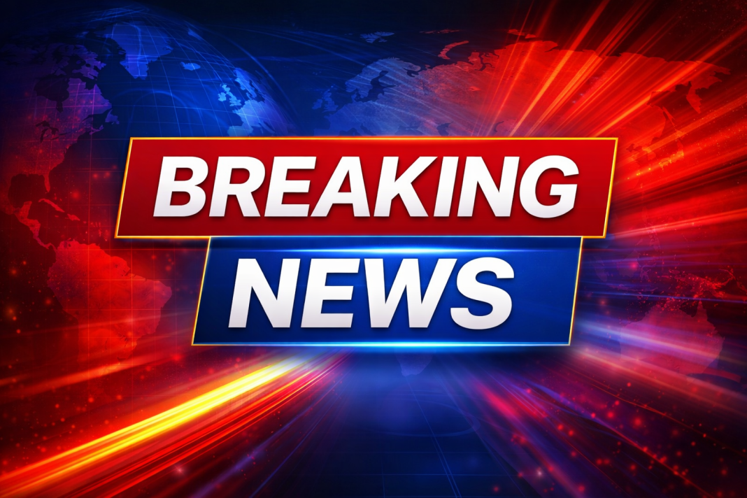 INCENDIU la CERGHID! Sera cuprinsă de flăcări, focul s-a extins la o casă cu etaj. Intervin pompierii din Târgu Mureș