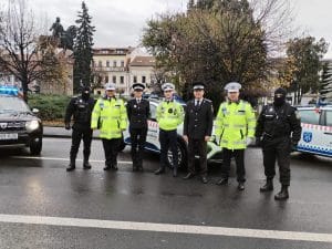 Bolojan taie în carne vie! Reguli dure pentru Poliția Locală și cabinetele demnitarilor: posturi limitate, comunele mici rămân fără „poliție” Bolojan taie în carne vie! Reguli dure pentru Poliția Locală și cabinetele demnitarilor: posturi limitate, comunele mici rămân fără „poliție”