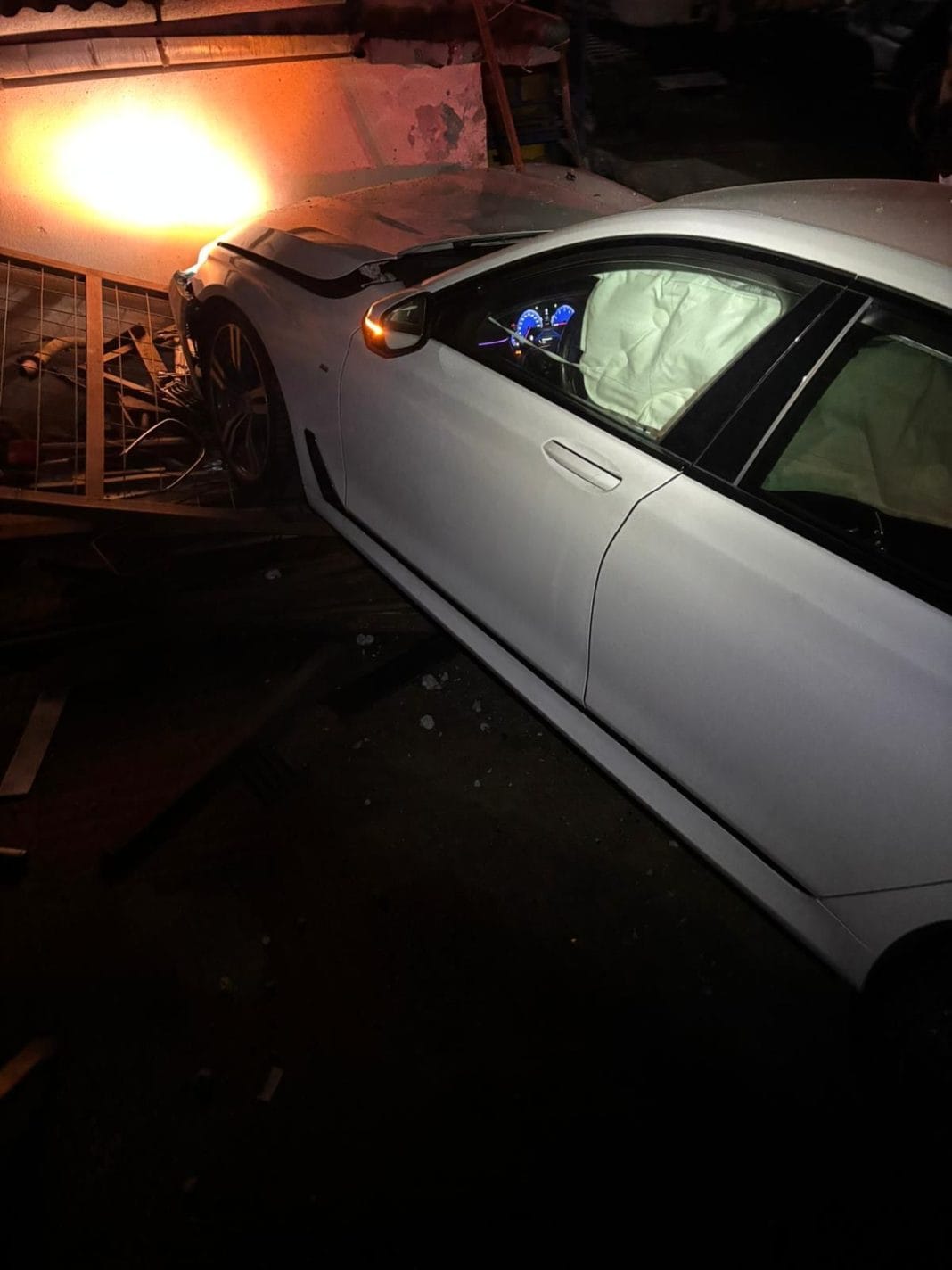 Noapte de foc pentru pompierii mureseni Noapte de foc pentru pompierii mureseni