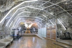 Salina Turda: respirația care îți schimbă starea, nu doar ziua Salina Turda: respirația care îți schimbă starea, nu doar ziua