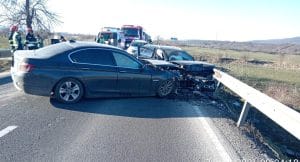 ACCIDENT CU CINCI VICTIME PE DN 15, LÂNGĂ BRÂNCOVENEȘTI. PRINTRE RĂNIȚI SUNT ȘI DOI MINORI ACCIDENT CU CINCI VICTIME PE DN 15, LÂNGĂ BRÂNCOVENEȘTI. PRINTRE RĂNIȚI SUNT ȘI DOI MINORI