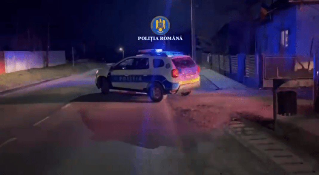 CINCI PERCHEZIȚII DOMICILIARE ȘI DOI BĂRBAȚI REȚINUȚI PENTRU FURT CALIFICAT CINCI PERCHEZIȚII DOMICILIARE ȘI DOI BĂRBAȚI REȚINUȚI PENTRU FURT CALIFICAT