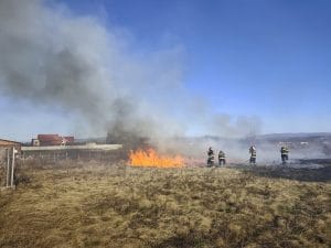 72 de intervenții în doar 24 de ore! Pompierii mureșeni au luptat cu flăcările, accidentele și urgențele medicale 72 de intervenții în doar 24 de ore! Pompierii mureșeni au luptat cu flăcările, accidentele și urgențele medicale