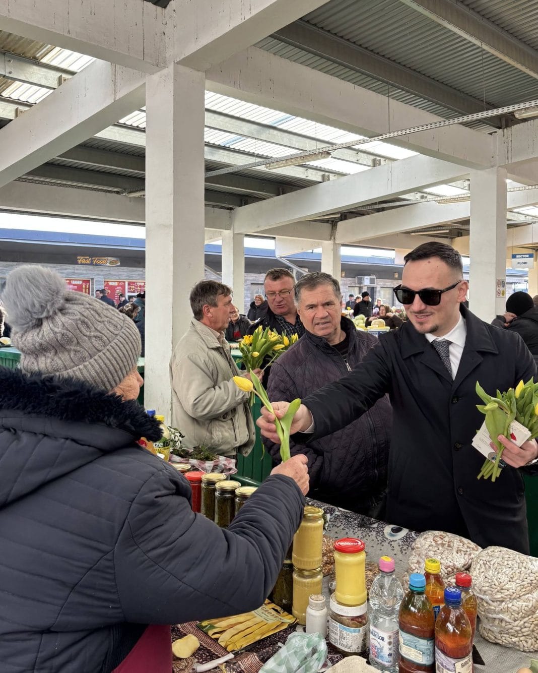Răzvan Biro, motorul politicii din Mureș: deputatul care nu stă locului și aduce primăvara în comunități Răzvan Biro, motorul politicii din Mureș: deputatul care nu stă locului și aduce primăvara în comunități