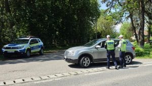 Acțiune „Cascada” pe DN14: zeci de sancțiuni aplicate de polițiștii rutieri Acțiune „Cascada” pe DN14: zeci de sancțiuni aplicate de polițiștii rutieri