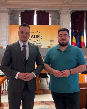 UNUL DINTRE CEI MAI TINERI VICEPRIMARI DIN MUREȘ! Radu Turdean, ales în conducerea Primăriei Sânger UNUL DINTRE CEI MAI TINERI VICEPRIMARI DIN MUREȘ! Radu Turdean, ales în conducerea Primăriei Sânger