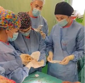 MÂNĂ REPLANTATĂ DUPĂ UN ACCIDENT CUMPLIT! Intervenție de aproape 8 ore la Spitalul Județean Târgu Mureș MÂNĂ REPLANTATĂ DUPĂ UN ACCIDENT CUMPLIT! Intervenție de aproape 8 ore la Spitalul Județean Târgu Mureș