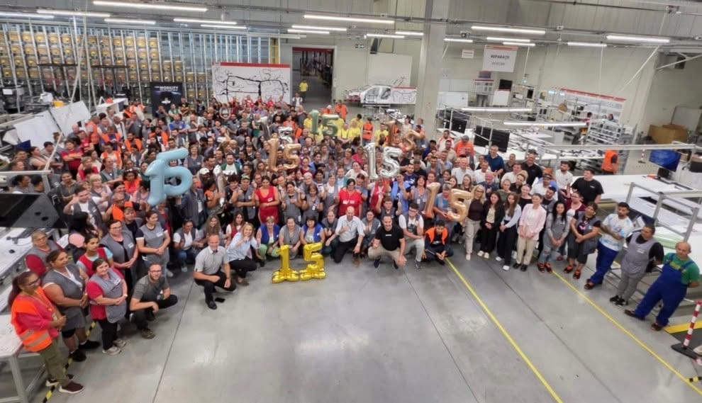 Companie din Mureș, apreciată la cel mai înalt nivel! Performanța unei echipe de 900 de oameni, răsplătită de unul dintre clienți Companie din Mureș, apreciată la cel mai înalt nivel! Performanța unei echipe de 900 de oameni, răsplătită de unul dintre clienți