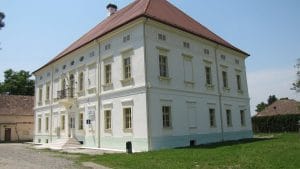 Trei castele din Mureș și-au deschis porțile ca muzee Trei castele din Mureș își așteaptă vizitatorii