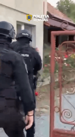 DESCINDERI ÎN MUREȘ! MASCATII AU INTRAT ÎN 15 LOCAȚII descinderi in Mures