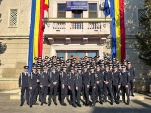 Vrei o carieră în Poliție? IPJ Mureș vine la Târnăveni Vrei o carieră în Poliția Română? IPJ Mureș organizează pe 22 august, la Târnăveni, o întâlnire despre admiterea în școlile de agenți.